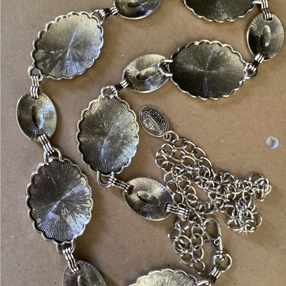 Textured Conch Belt. - Picture 2 of 2